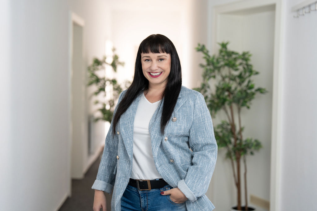 Cindy Hornbostel-Schiller